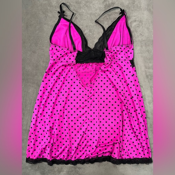 Torrid Fuchsia and Black Polka Dot Lace Chemise Size 2 - Picture 9 of 11
